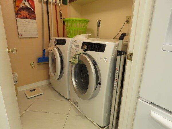 324 Washer And Dryer (Custom)
