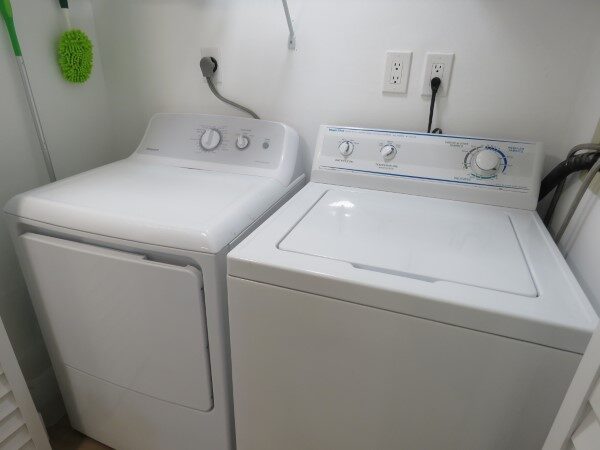 122 Washer And Dryer (Custom)