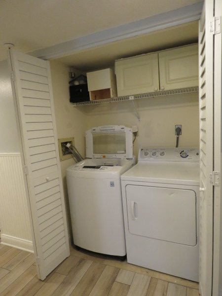 425 Washer And Dryer (Custom)